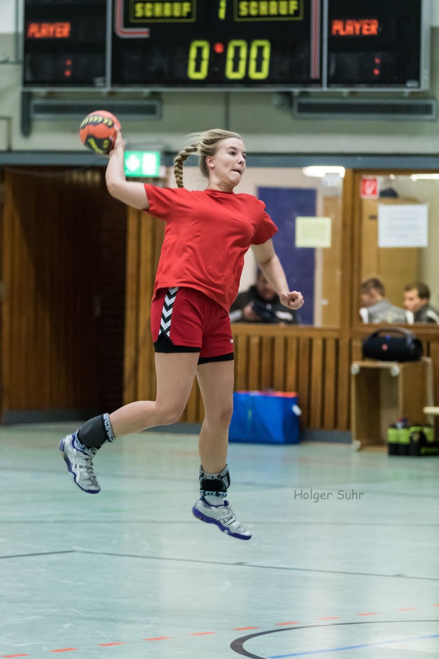 Bild 107 - Frauen Bramstedter TS - TSV Wattenbek 2 : Ergebnis: 20:24